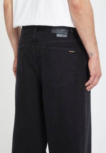 Свободные джинсы