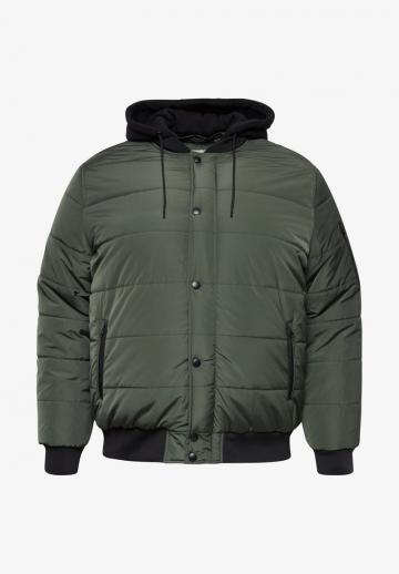 Зимняя куртка