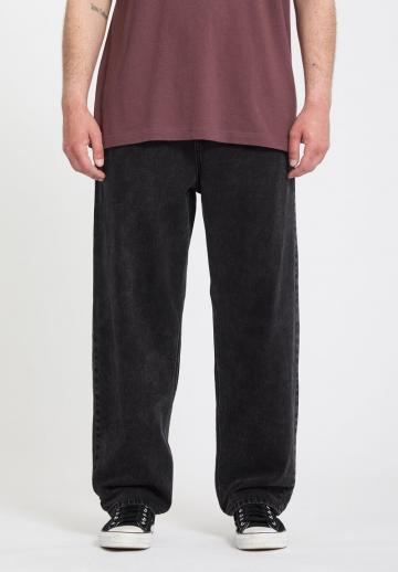 Свободные джинсы