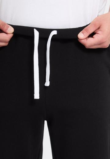 Спортивные штаны