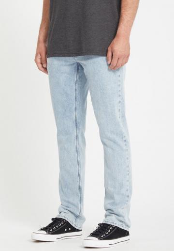 Узкие джинсы