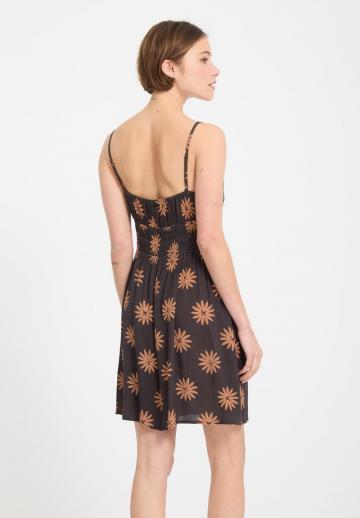 Короткое платье