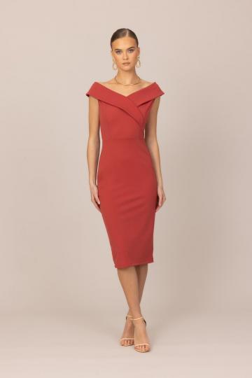 Платье футляр