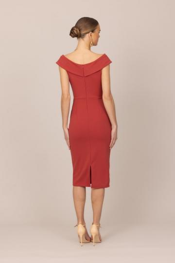 Платье футляр