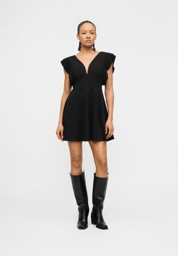 Короткое платье