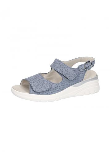 Босоножки на танкетке