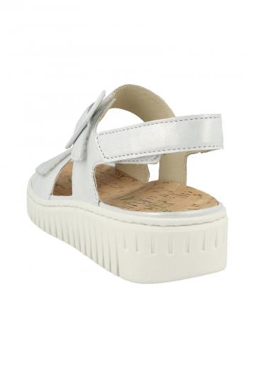 Босоножки на танкетке