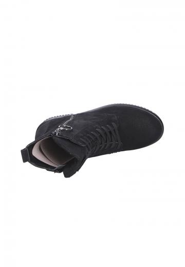 Ботинки на шнуровке