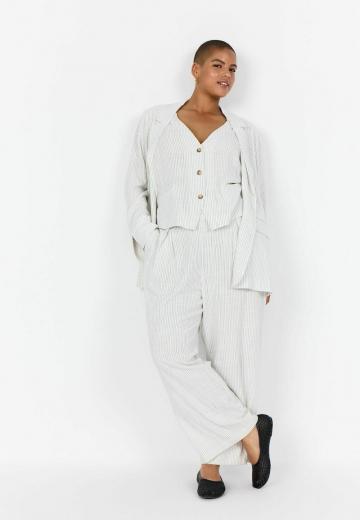 Короткое пальто