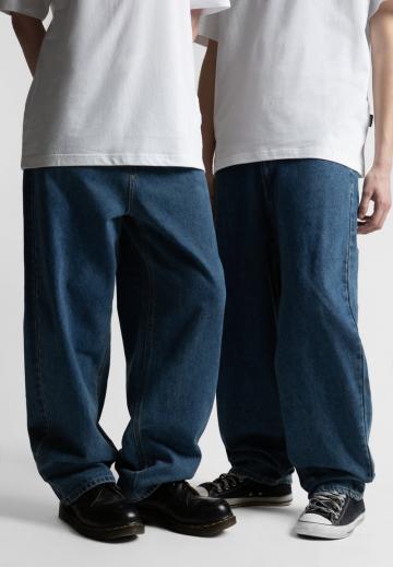 Свободные джинсы