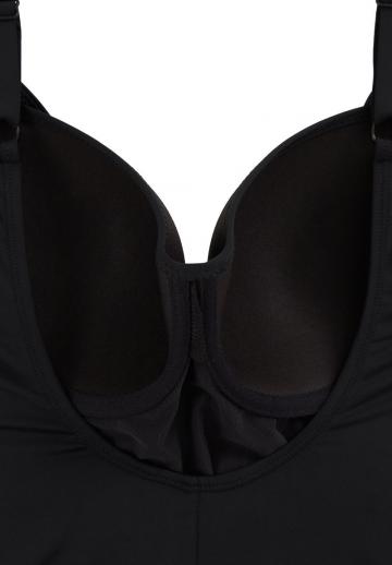 Слитный купальник