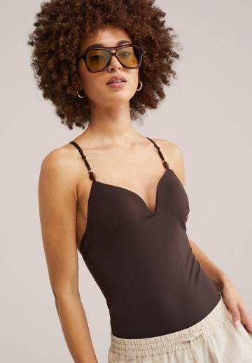 Слитный купальник