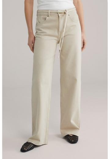 Свободные джинсы