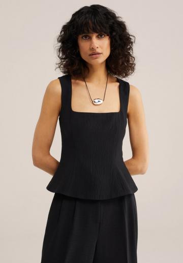 Блузка без рукавов