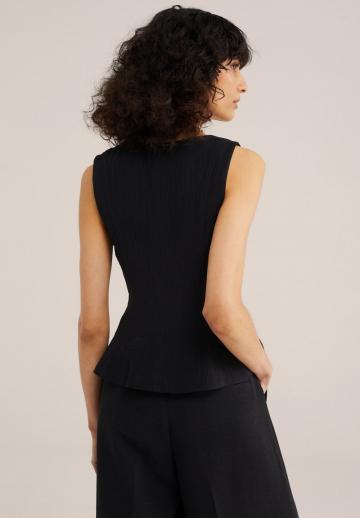 Блузка без рукавов