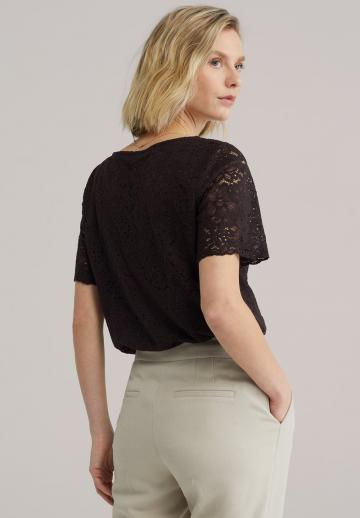 Кружевная блузка