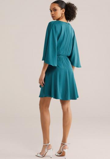 Короткое платье