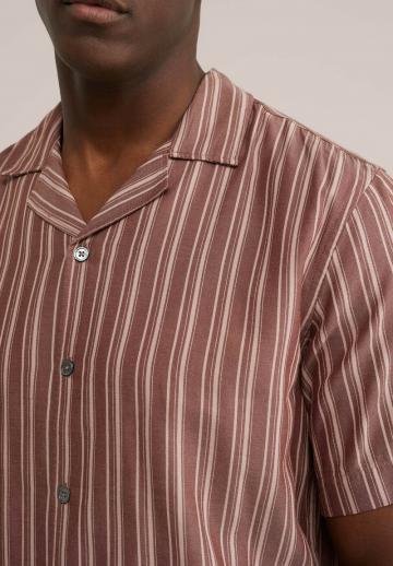 Рубашка с коротким рукавом