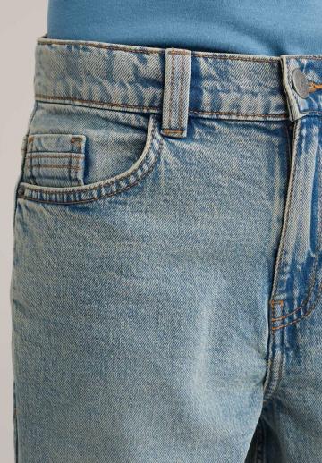 Джинсы