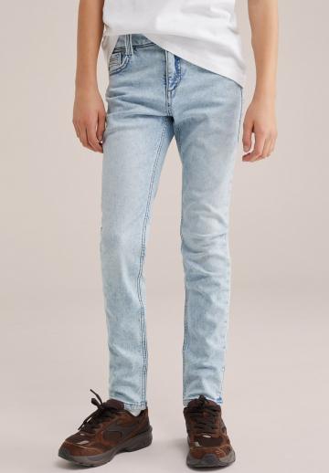 Джинсы