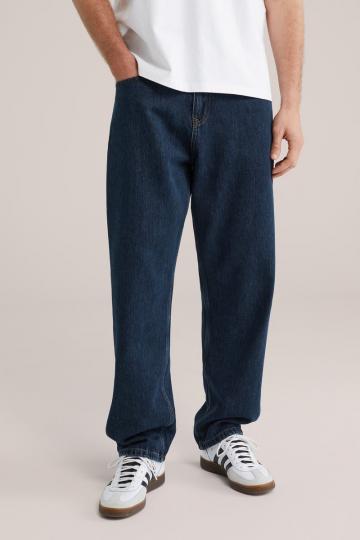 Прямые джинсы