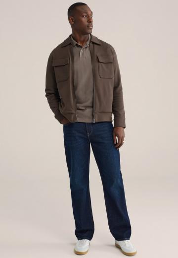 Прямые джинсы