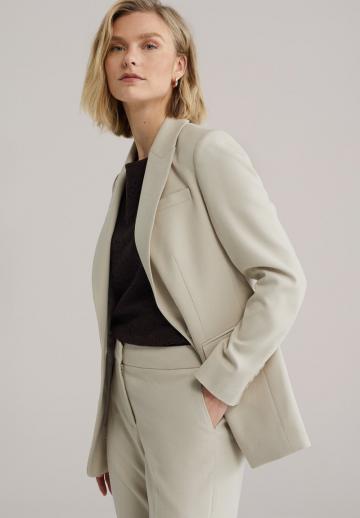 Длинный блейзер