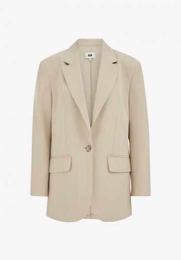 Длинный блейзер