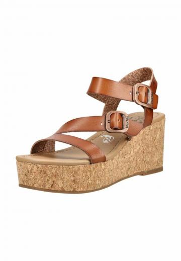 Босоножки на танкетке