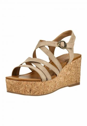 Босоножки на танкетке