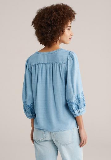 Джинсовая блузка