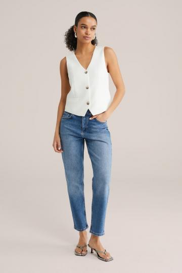 Узкие джинсы