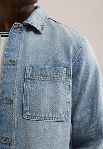 Джинсовая куртка