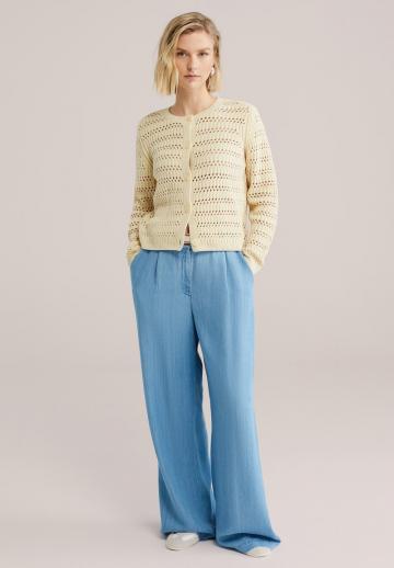 Вязаная кофта