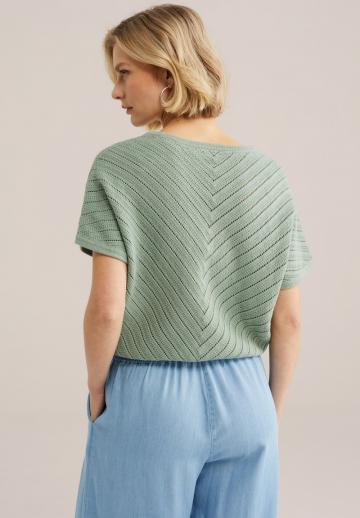 Вязаная кофта