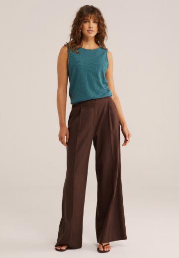 Блузка без рукавов