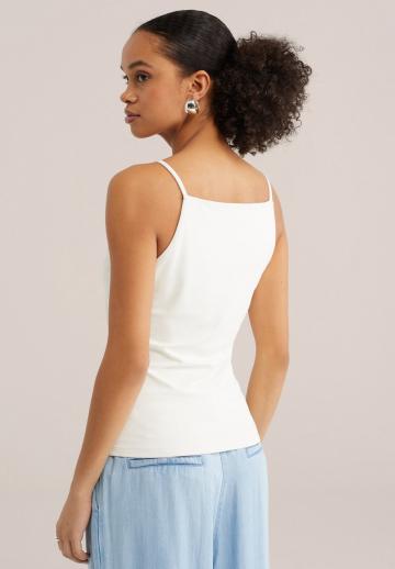 Топ на бретельках