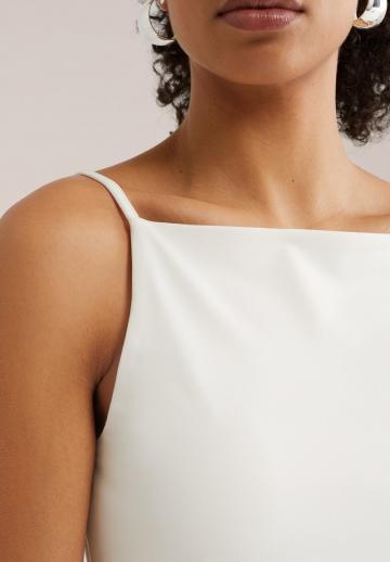 Топ на бретельках