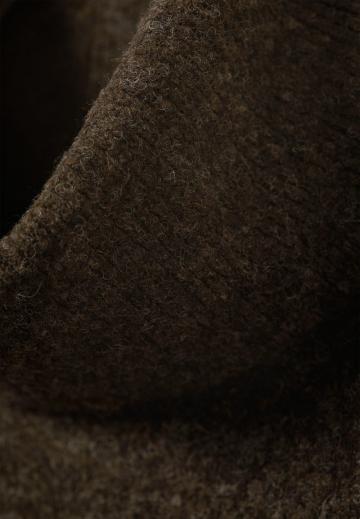 Вязаное платье