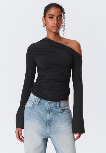 Топ на одно плечо