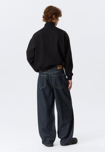 Свободные джинсы