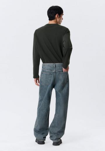 Свободные джинсы