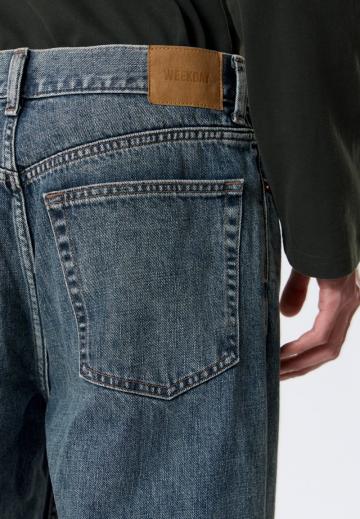 Свободные джинсы