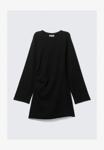 Короткое платье