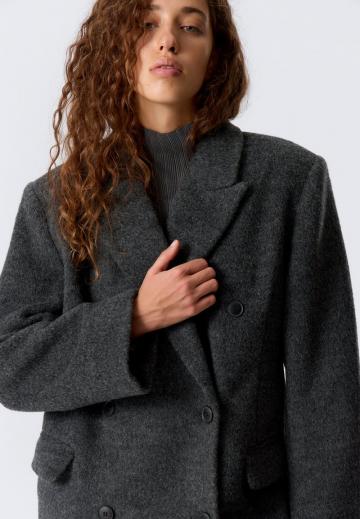 Шерстяное пальто