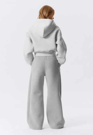 Спортивные штаны