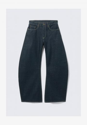 Свободные джинсы