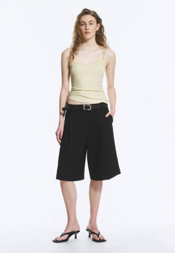 Топ на бретельках