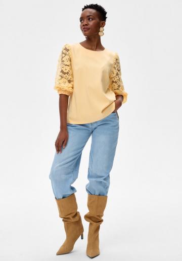 Кружевная блузка