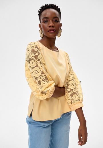 Кружевная блузка